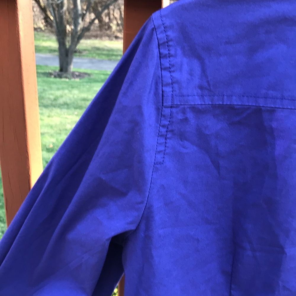 Express button down - Picture 10 of 15
